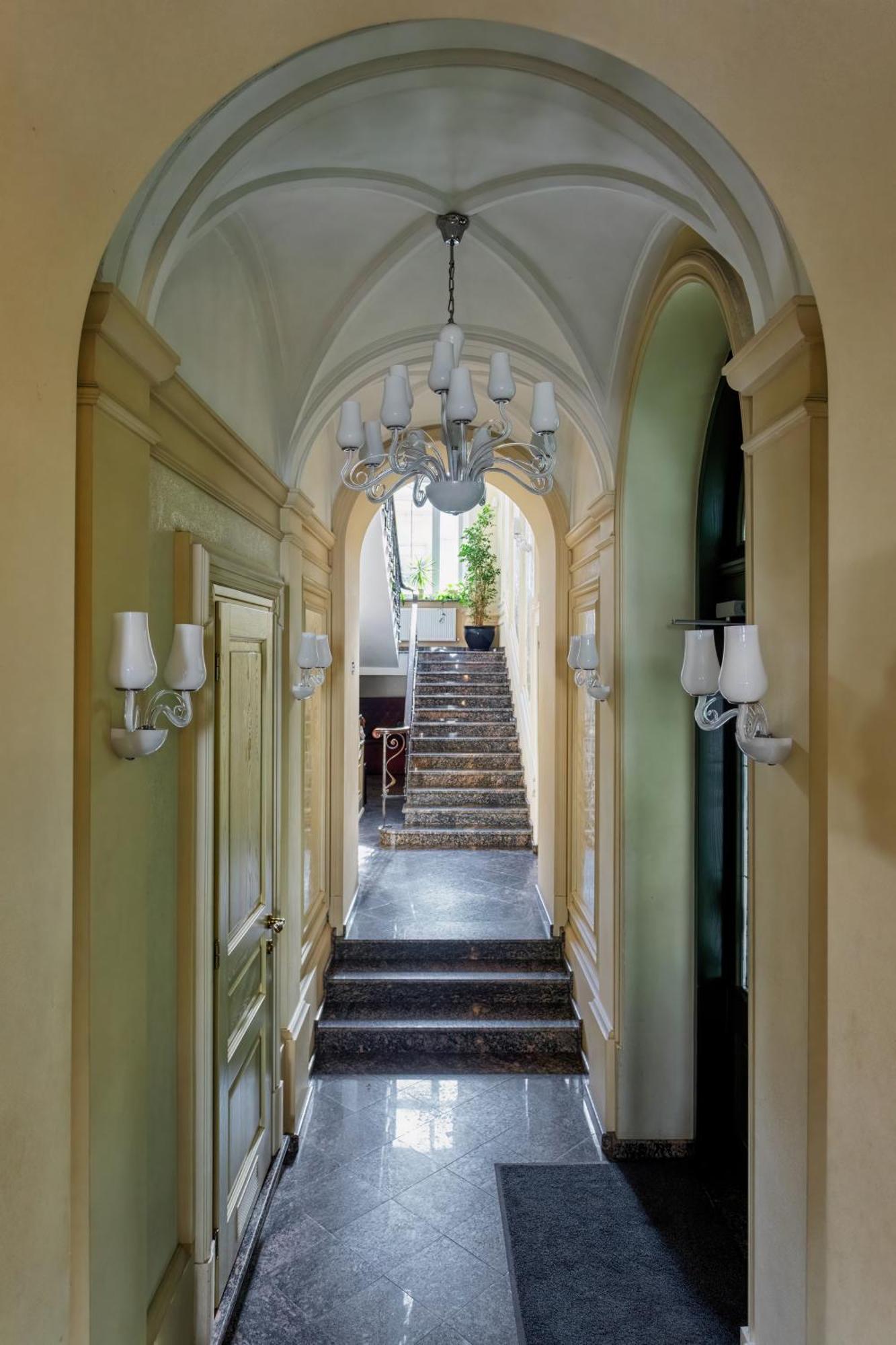 Vintage Art Hotel Odesa Exterior foto