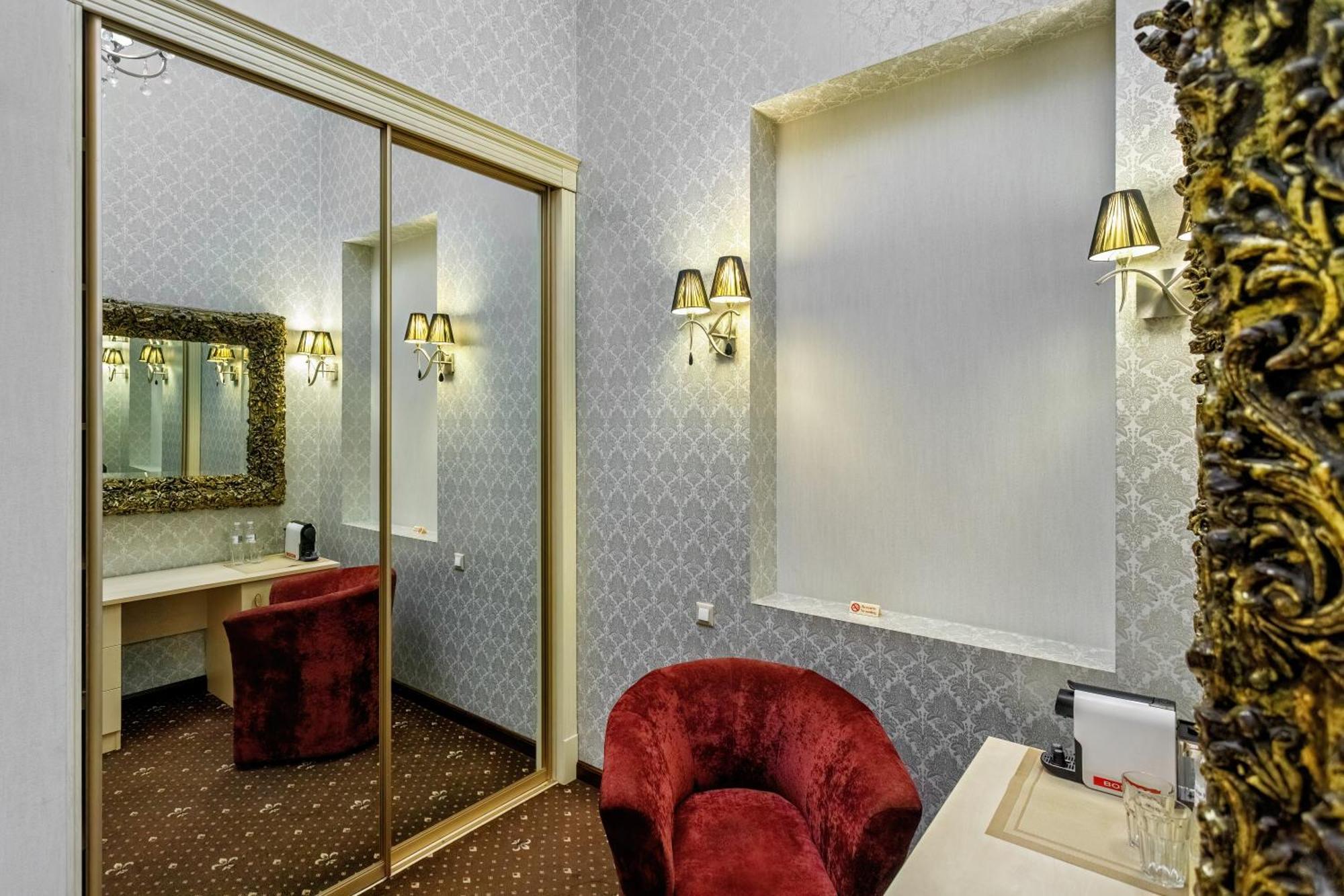 Vintage Art Hotel Odesa Exterior foto