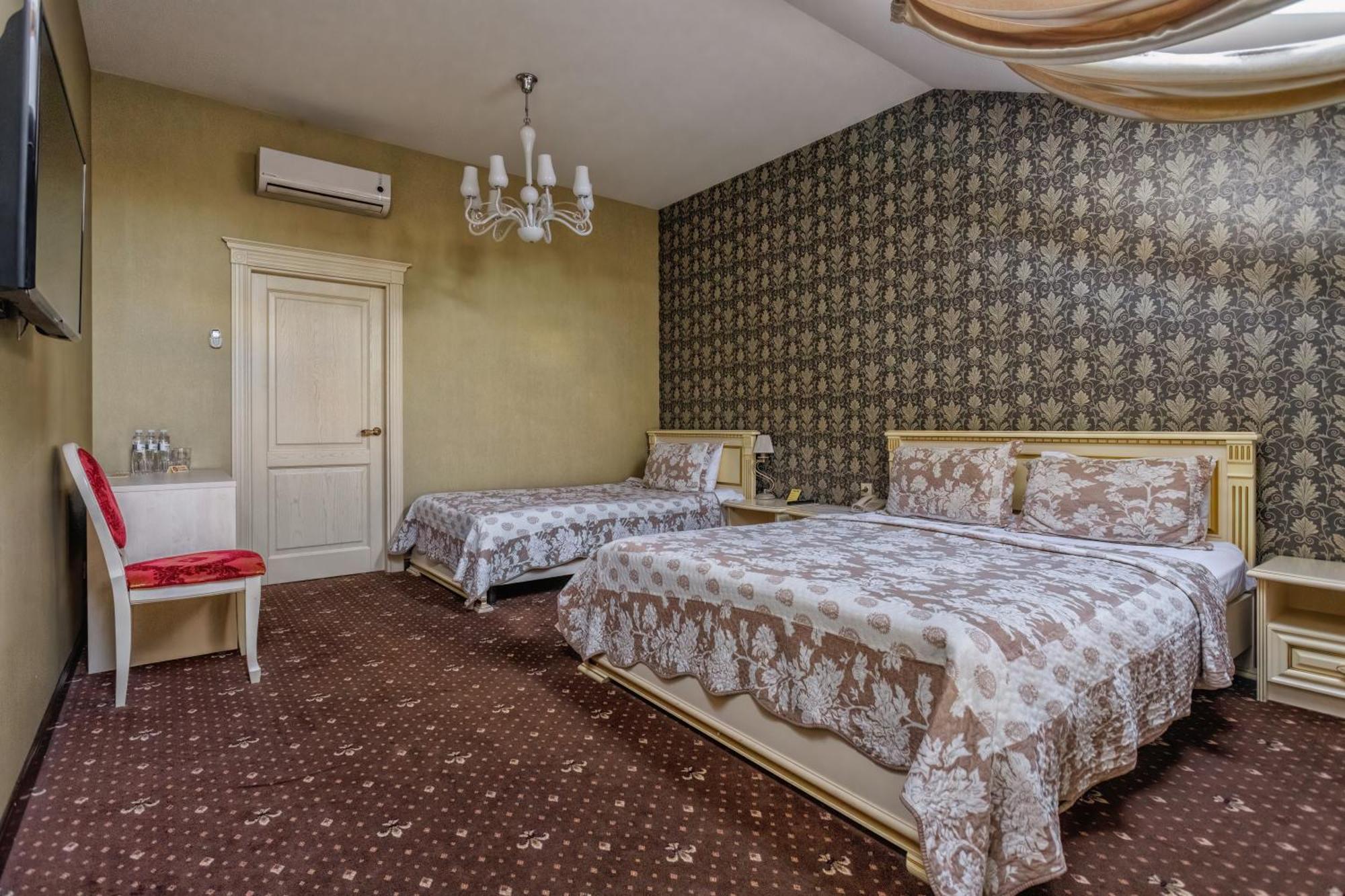 Vintage Art Hotel Odesa Exterior foto